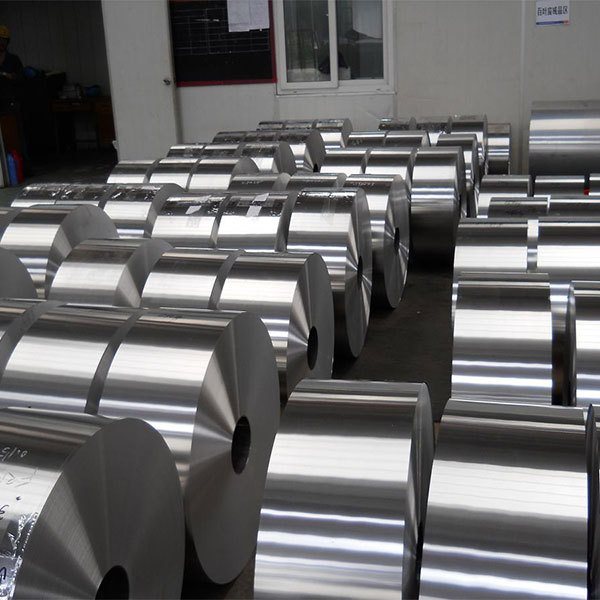 Aluminum foil roll