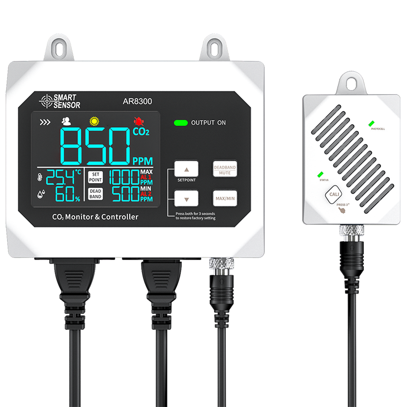 AR8300二氧化碳控制器
