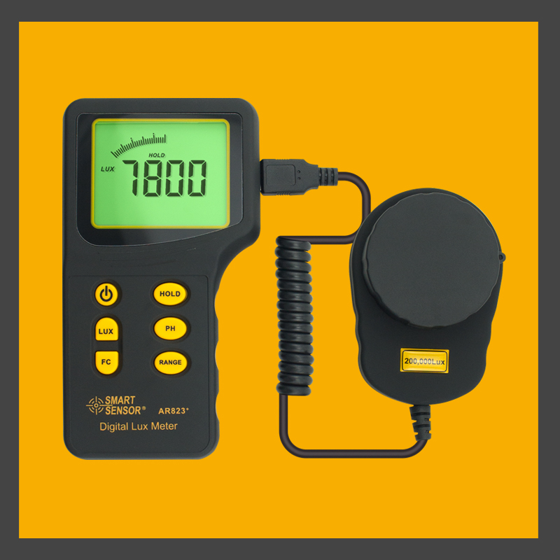 AR823 Lux Meter