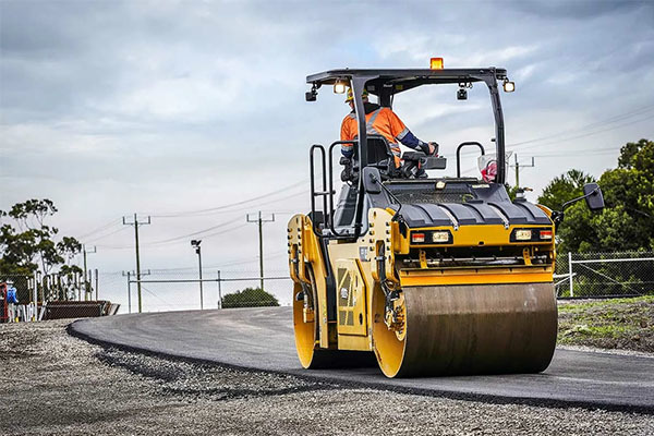 The new roller is launched to help engineering construction enter a new era