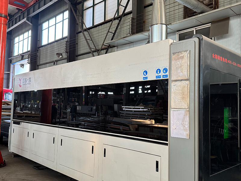 laser welding machine