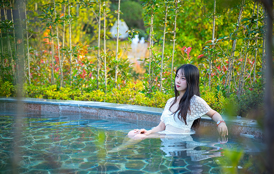 森林花海池