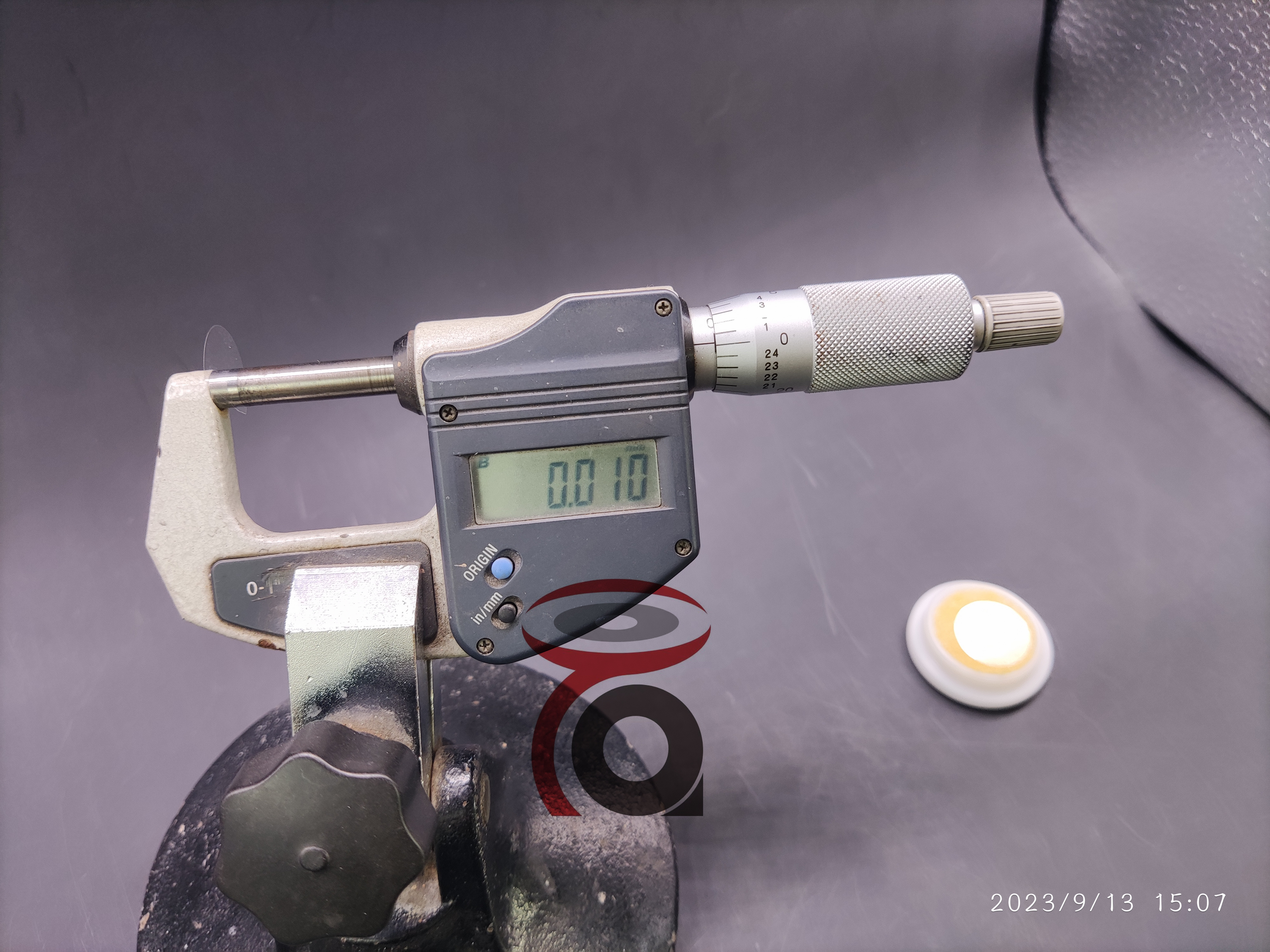 Th：0.01mm