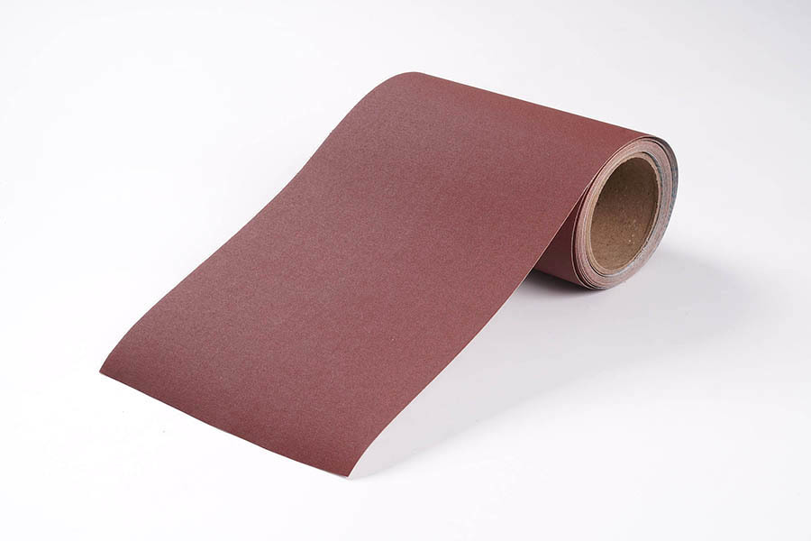 Abrasive cloth roll