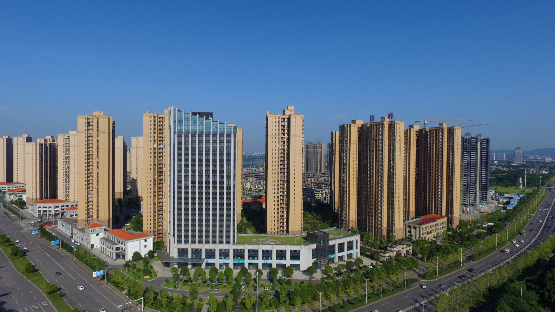 鹅羊山德峰小区