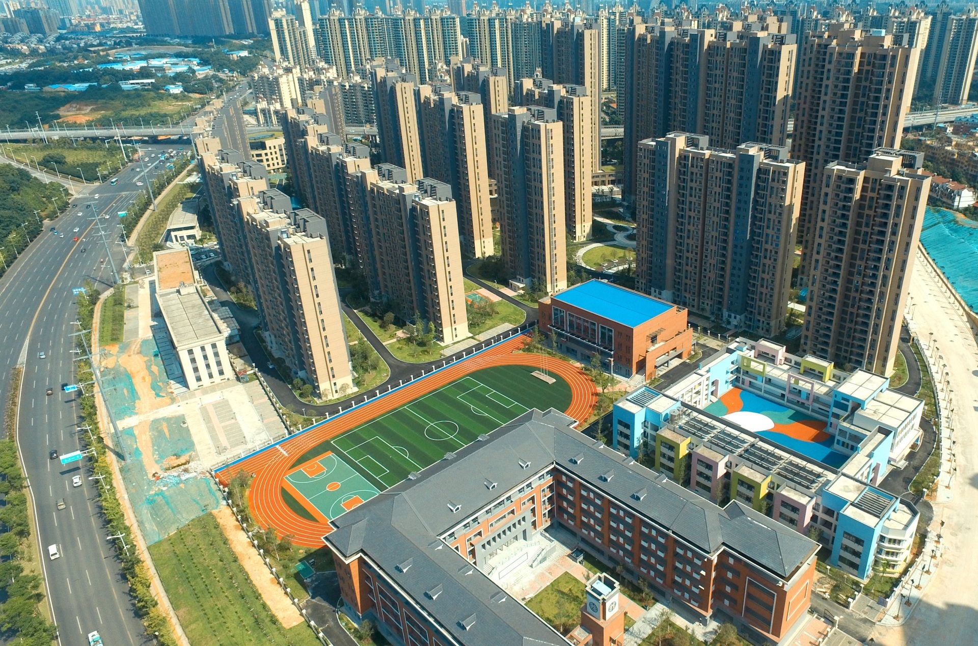 长沙新塘学校