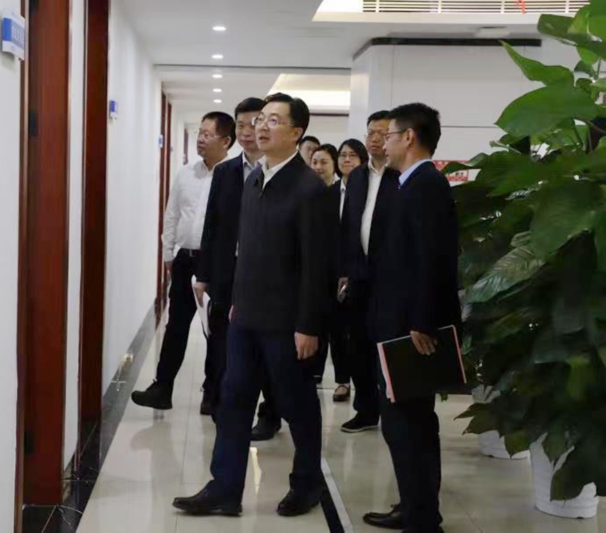 蔡典维调研建工设计院