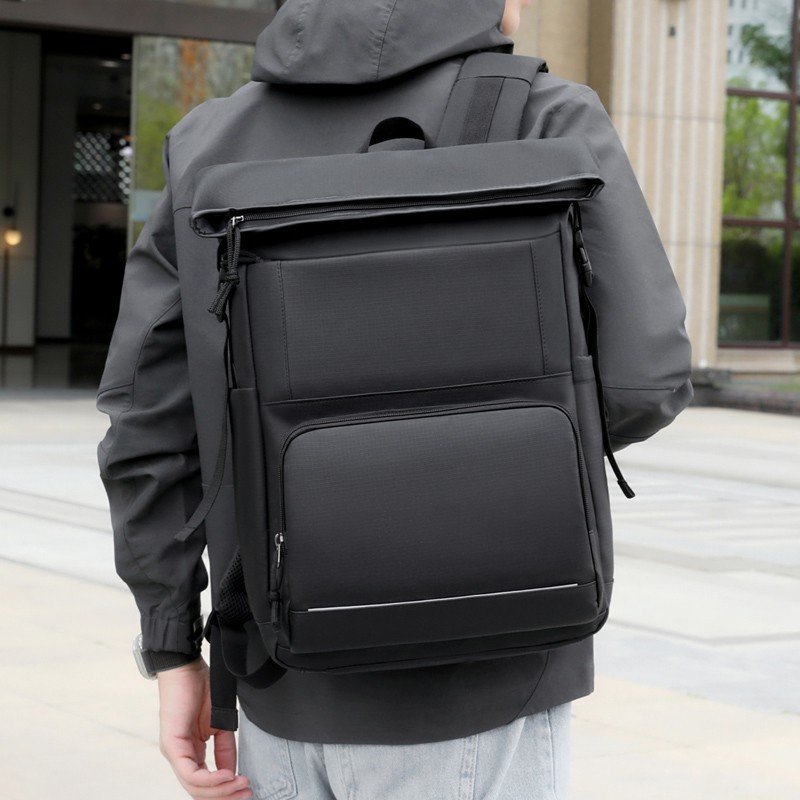 Lightweight Casual Backpack with Water-Resistant Design, Large-Capacity Travel Bag Lightweight Casual Backpack with Water-Resistant Design, Large-Capacity Travel Bag