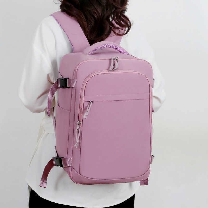 Lightweight Casual Backpack with Water-Resistant Design, Large-Capacity Travel Bag Lightweight Casual Backpack with Water-Resistant Design, Large-Capacity Travel Bag