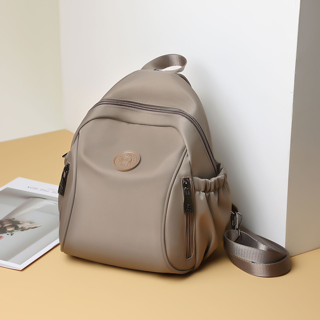 New Style Women's Double-Shoulder Mommy Oxford Cloth Mummy Backpack Women's Bag New Style Women's Double-Shoulder Mommy Oxford Cloth Mummy Backpack Women's Bag