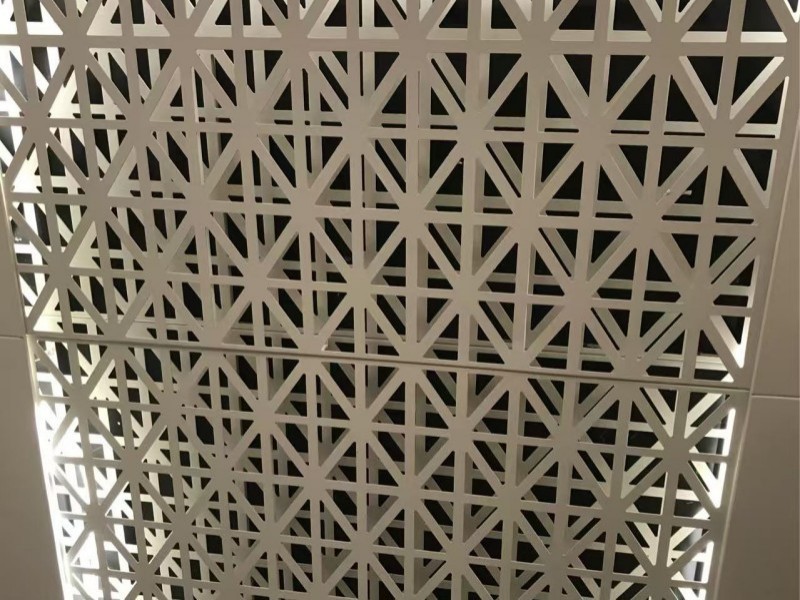 冲孔、雕花工艺件