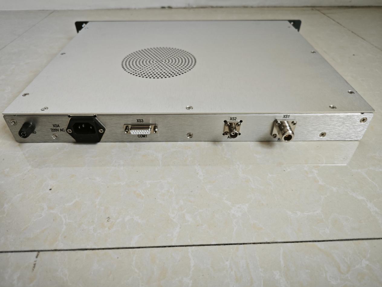 信标跟踪接收器