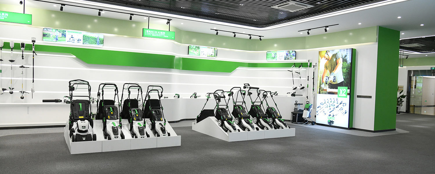 YAT SHOW ROOM