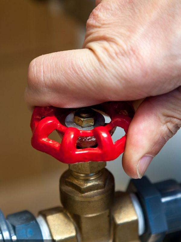 Gate valve is an important component of pipeline system
