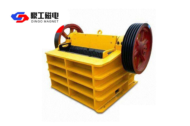 PE系列顎式破碎機