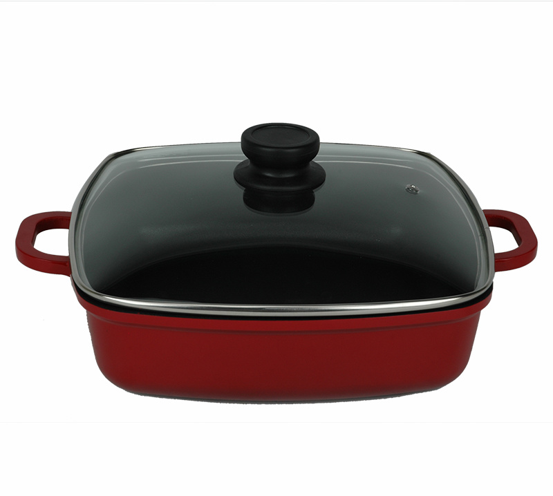 A Series Square saute pan