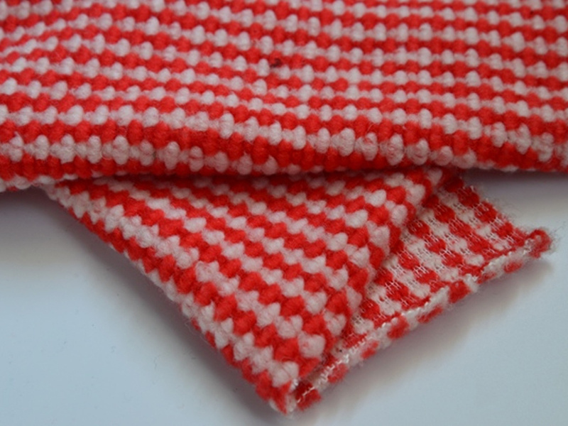 Two-color jacquard cloth with pure wool and thick needles