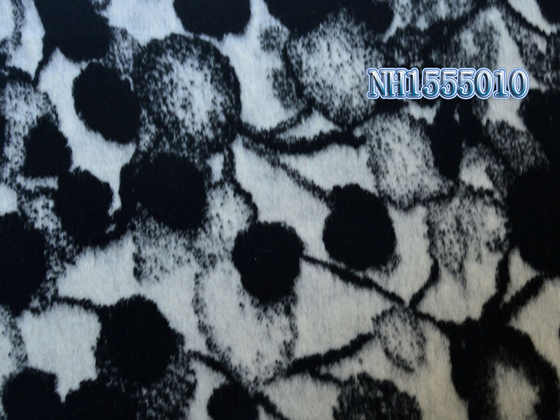 Pure wool tricolor jacquard fabrics all kinds of high-grade clothing fabrics preferred quality