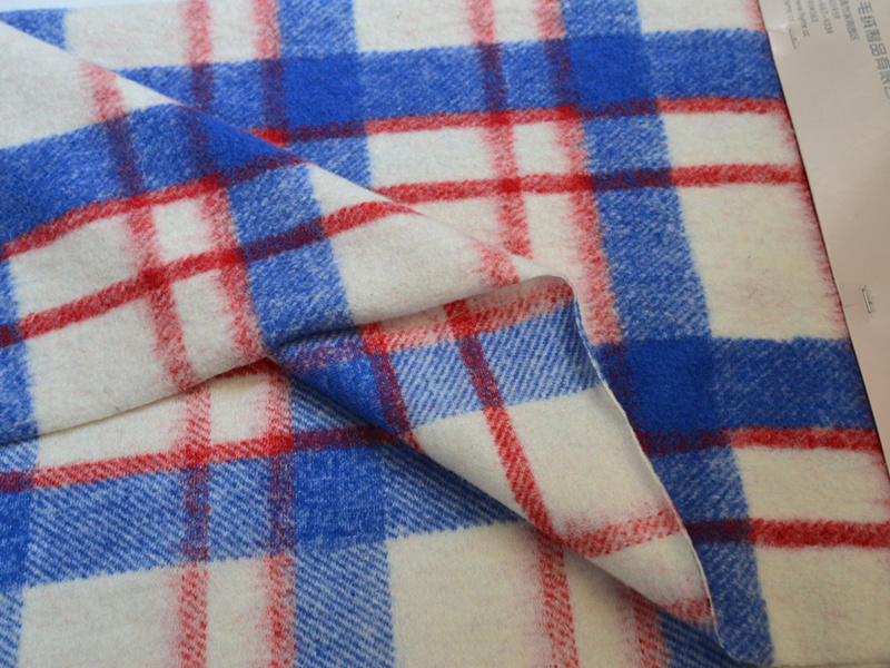 Pure wool tricolour jacquard fabric is the first choice for all kinds of high-grade clothing fabrics