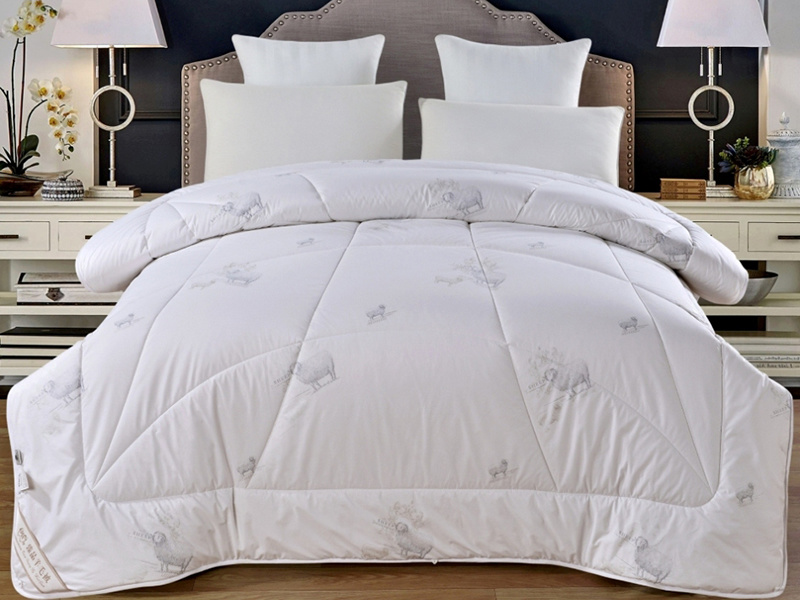 Pure cotton new wool is thickened pure wool quilt core is preferred in winter