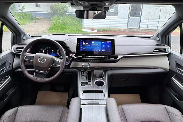 Toyota Grevia