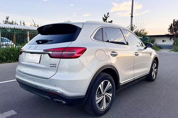 Hongqi hs5