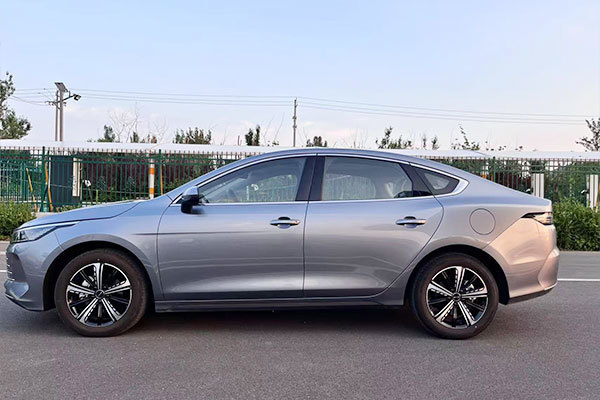 BYD Destroyer 05