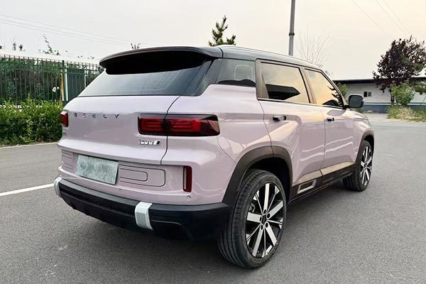 Geely Icon