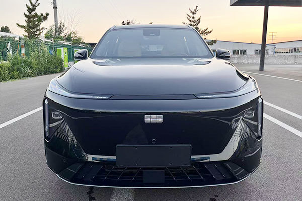 Geely Galaxy L7