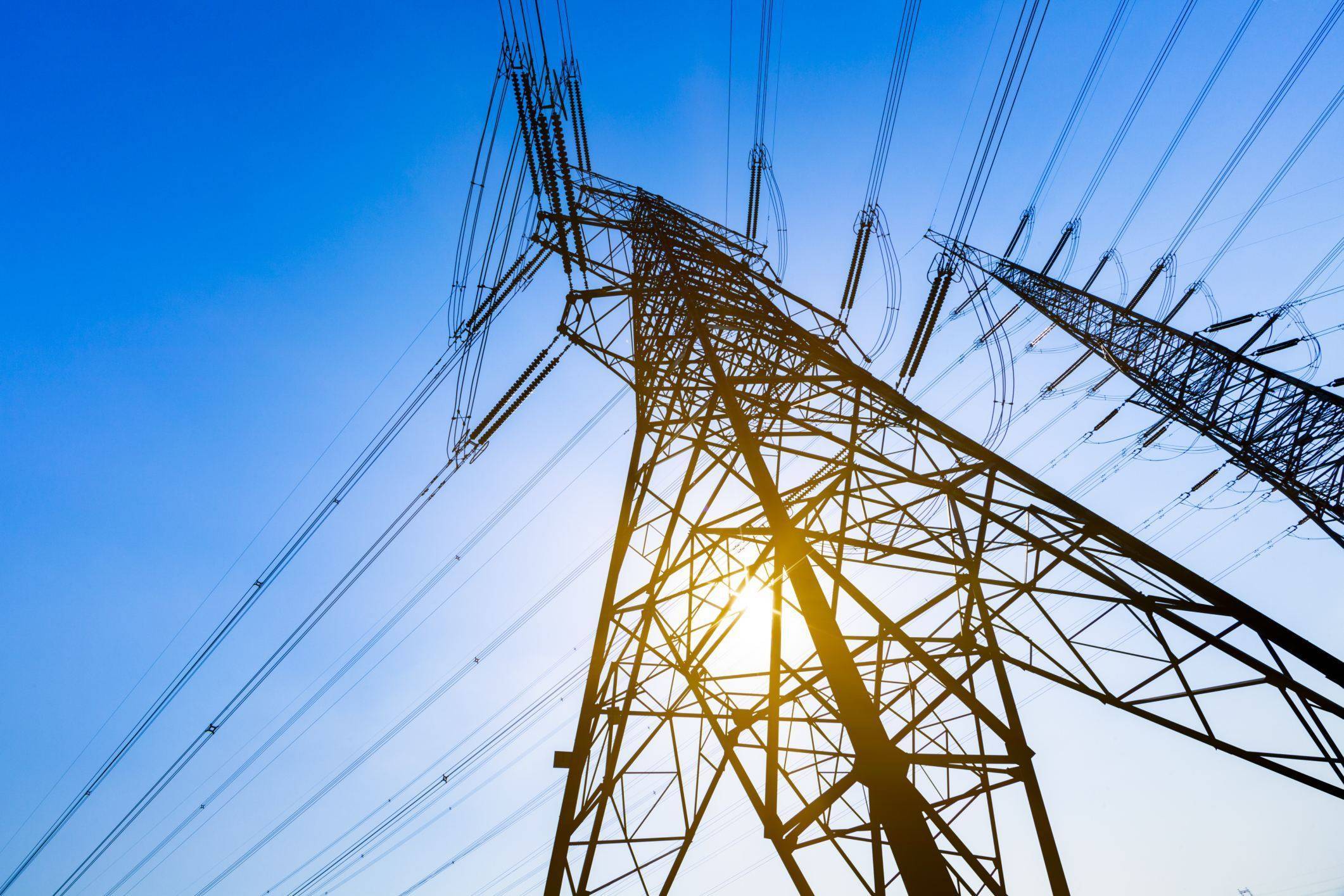 Principle of High Voltage Line Insulator Structure