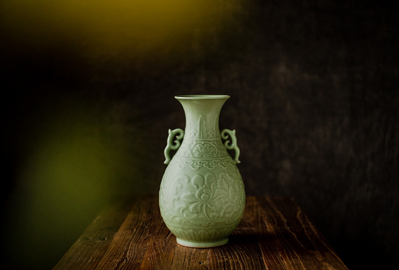 Double-handled peony vase