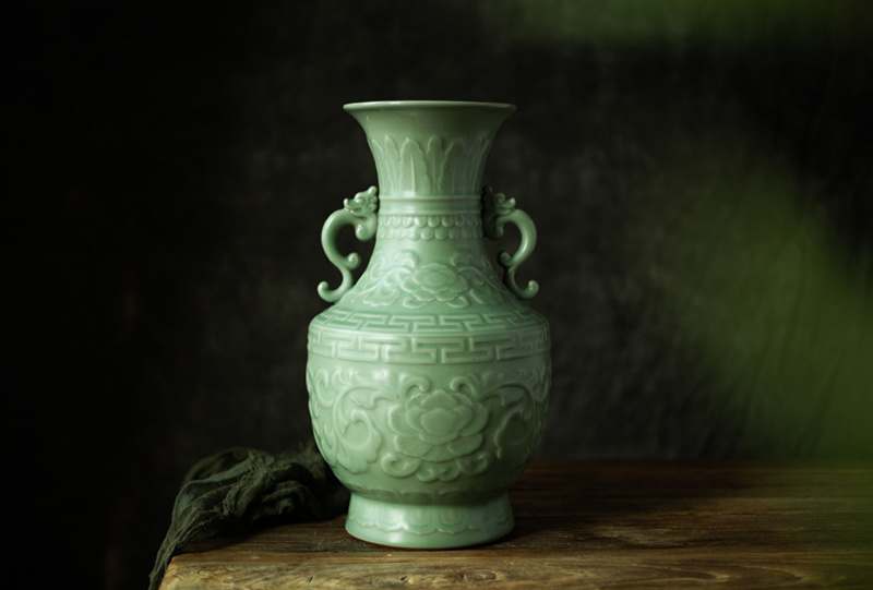 Rich Peony Vase