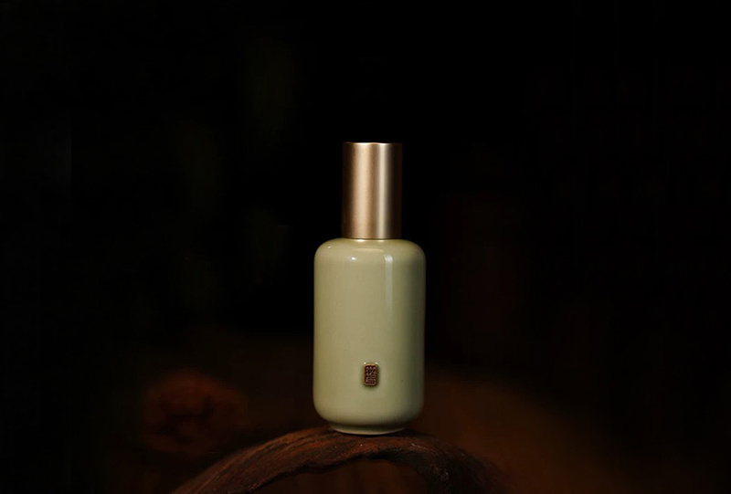 Desire to soften the skin with a pre makeup lotion