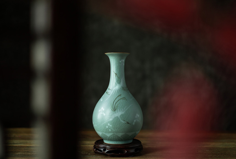 Inlaid Cloud Crane Jade Juchun