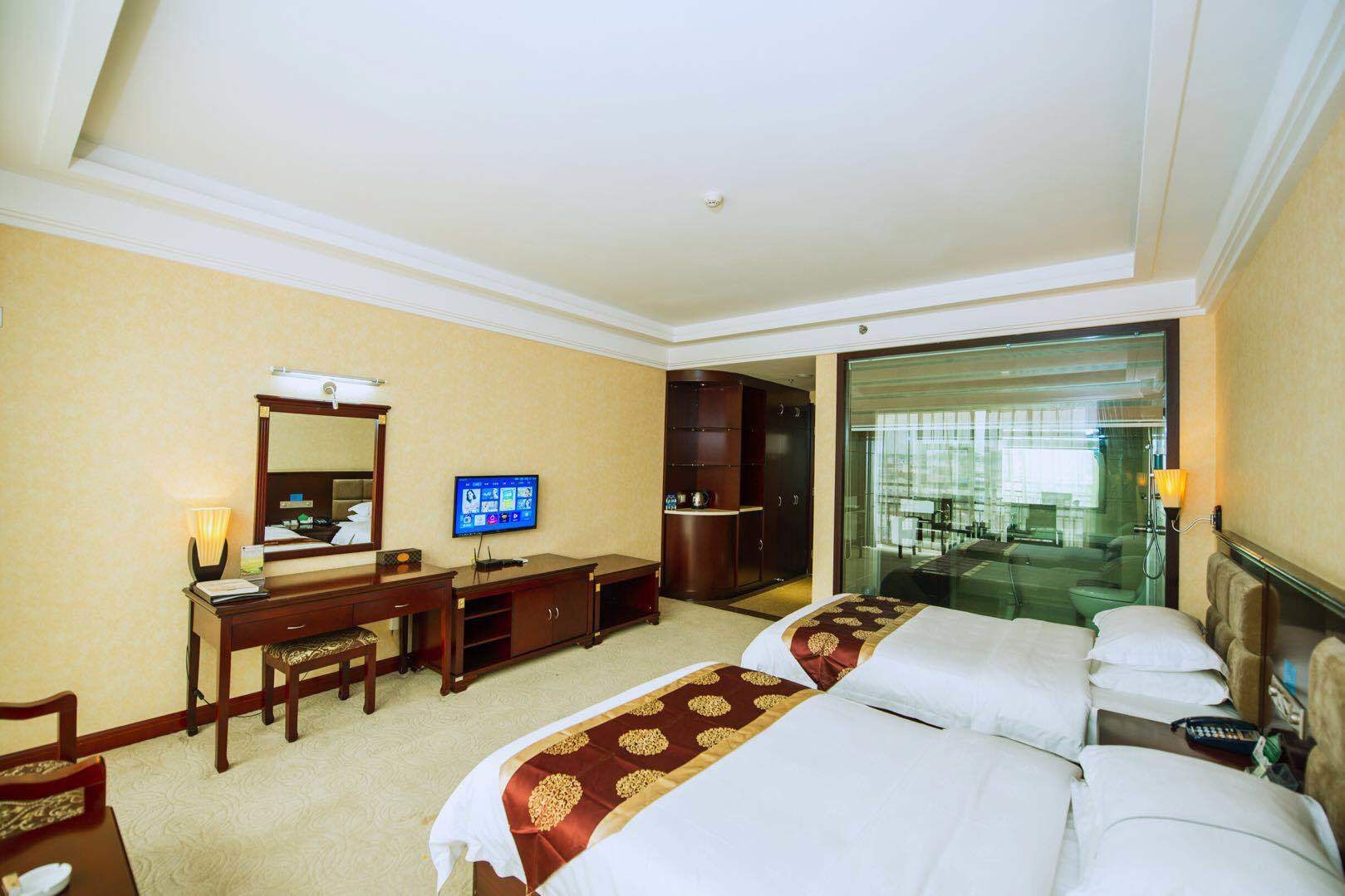 Triple Room Triple Room