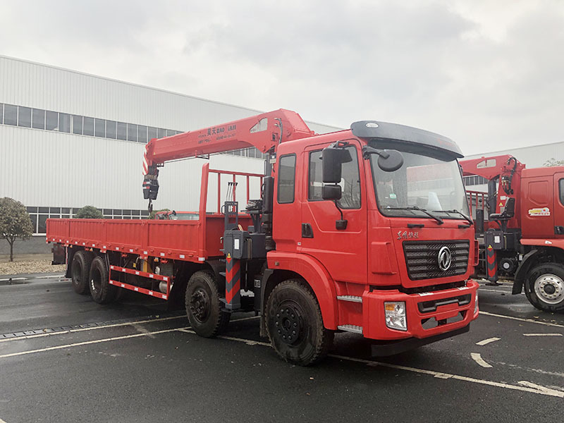 Haotian 12 tons five-section arm crane