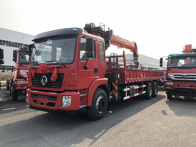 Haotian 12 tons five-section arm crane