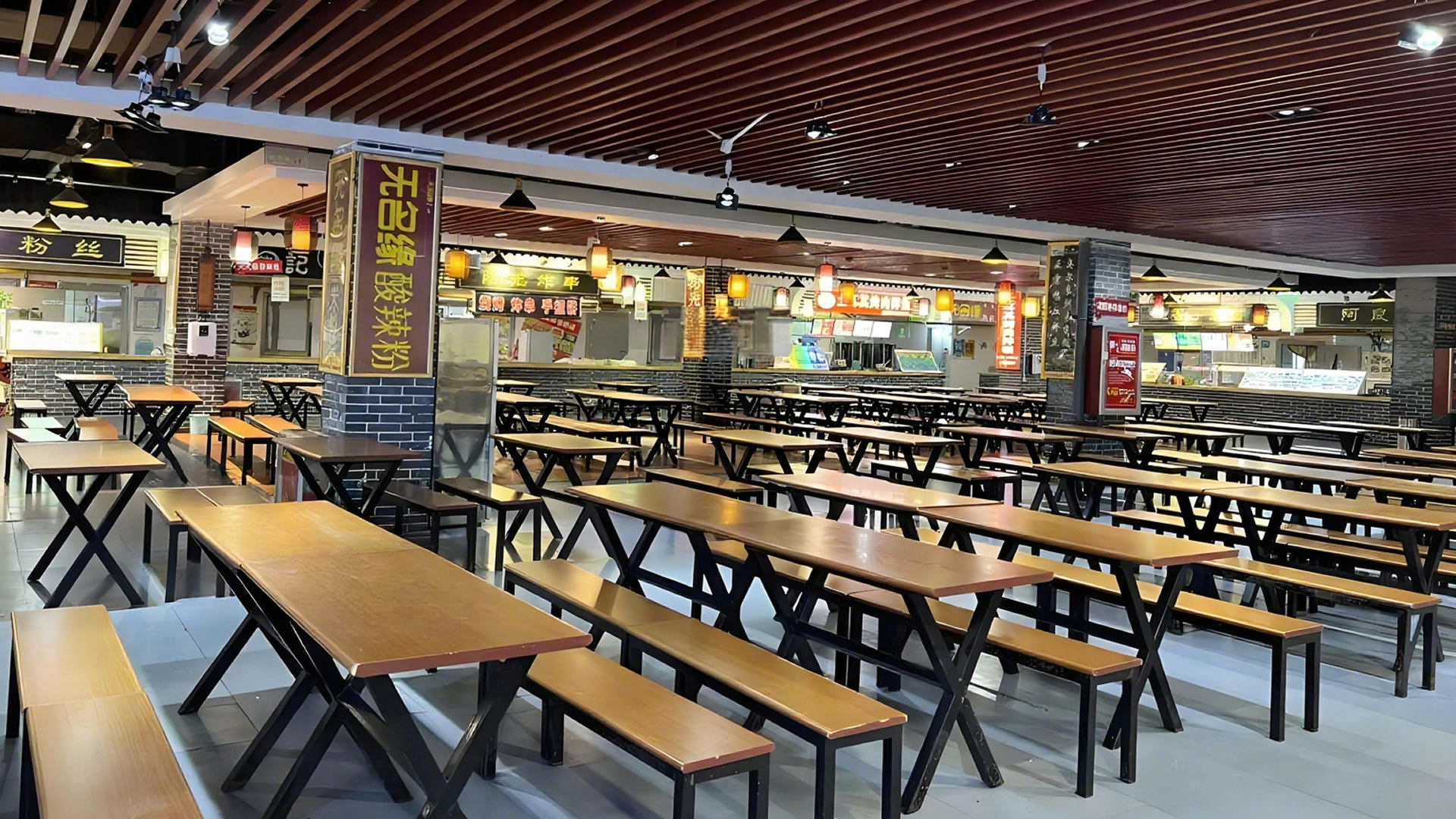 物业和餐饮 物业和餐饮