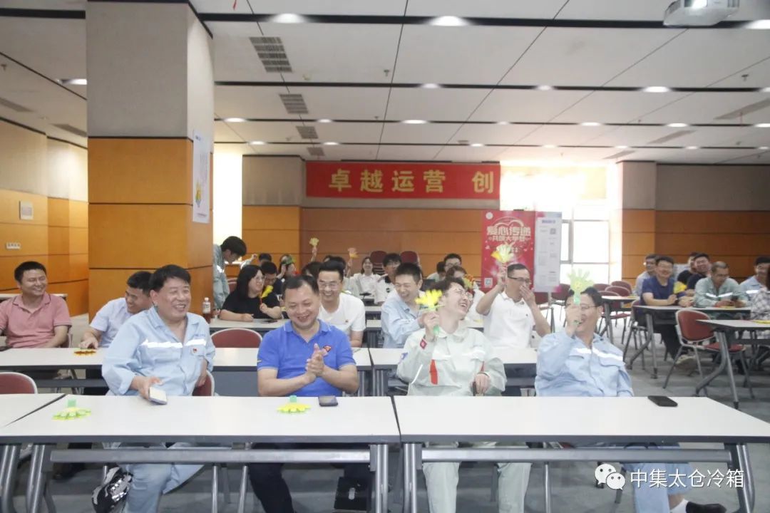 The China International Trust & Investment Corporation Charitable Foundation's Implementation Conference and its 10th-Anniversary Series of Events, including the Charity Auction, concluded successfully. The China International Trust & Investment Corporation Charitable Foundation's Implementation Conference and its 10th-Anniversary Series of Events, including the Charity Auction, concluded successfully.