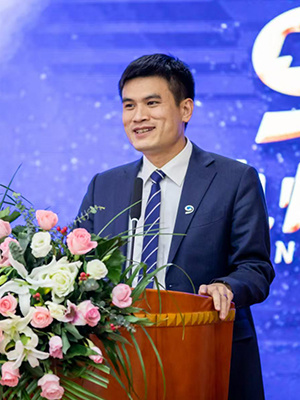 刘长云