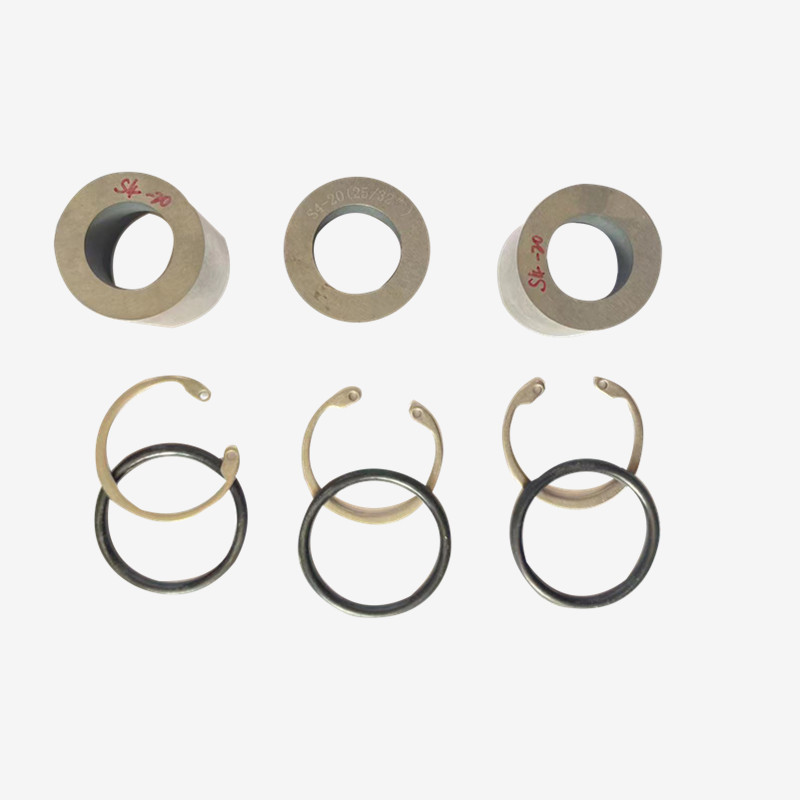 Tricone bit nozzles