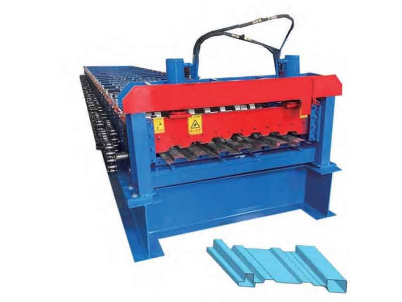 Carriage panel equipment