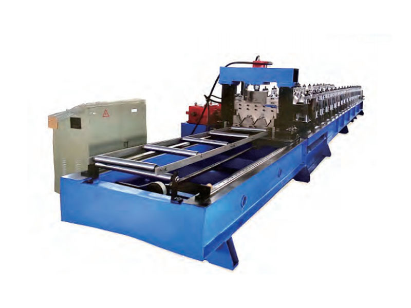 High-speed guardrail machine