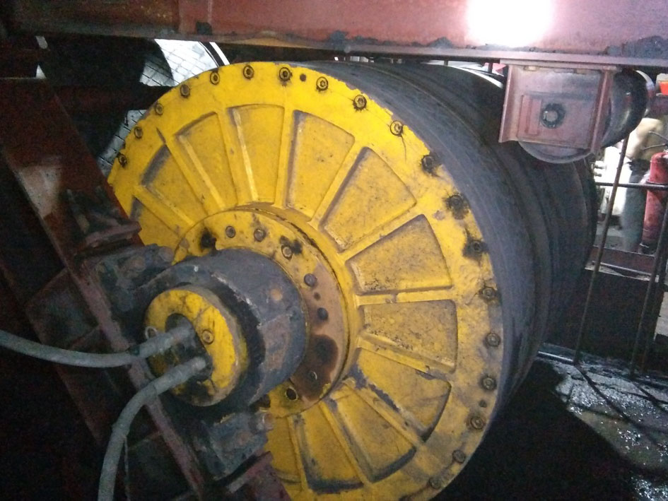 YTZW250-3.15-1000?1200（1140）型 礦用隔爆型外轉(zhuǎn)子永磁直驅(qū)電機(jī)