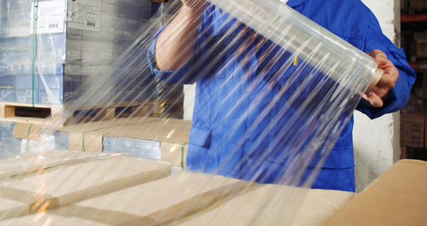 Various forms of use of stretch film