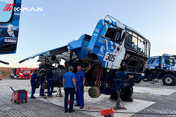 K-MAN engineers conducted a comprehensive inspection and documentation of the shock absorbers.