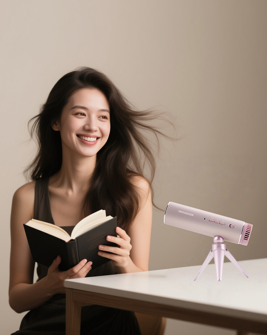 Human-centered foldable design that frees your hands