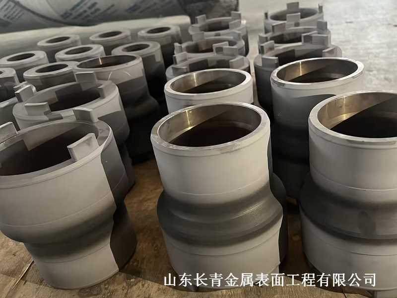 裝備制造行業(yè)齒輪軸進(jìn)行超音速噴涂碳化鎢