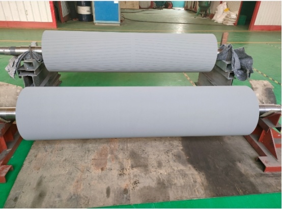 金屬熱噴涂技術(shù)噴涂修復(fù)復(fù)卷機(jī)底輥