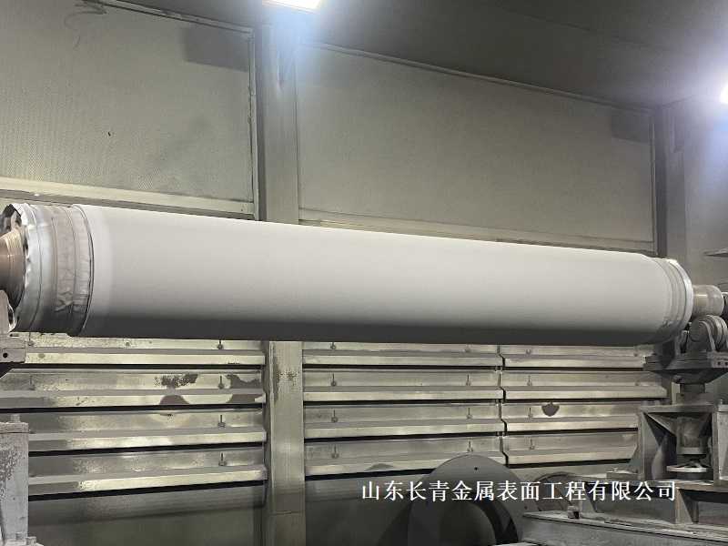 長(zhǎng)青金屬熱噴涂公司對(duì)游泳輥超音速噴涂碳化鎢